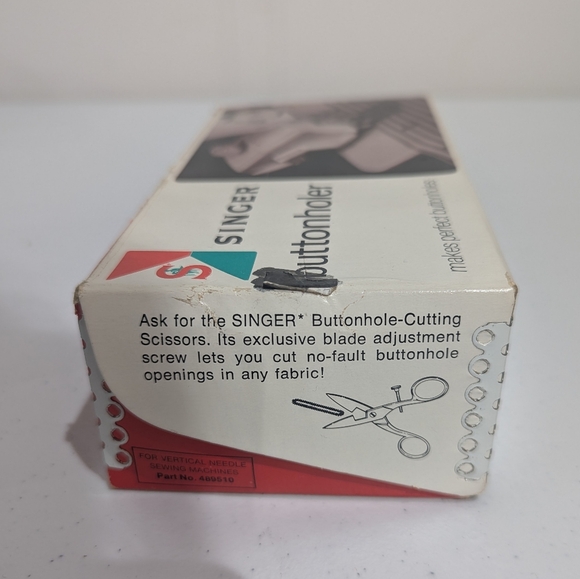 Vintage Singer Buttonholer - Picture 12 of 12